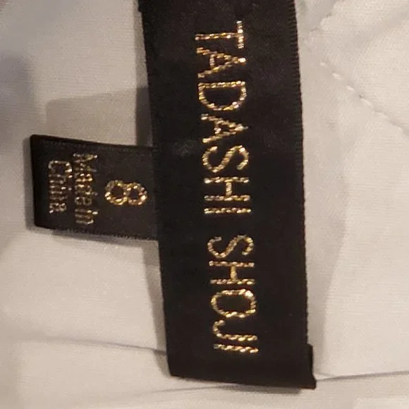 Elegant Tadashi Shoji Formal Illusion Lace Two-Tone Cream Black Gown W/ … - Picture 6 of 13